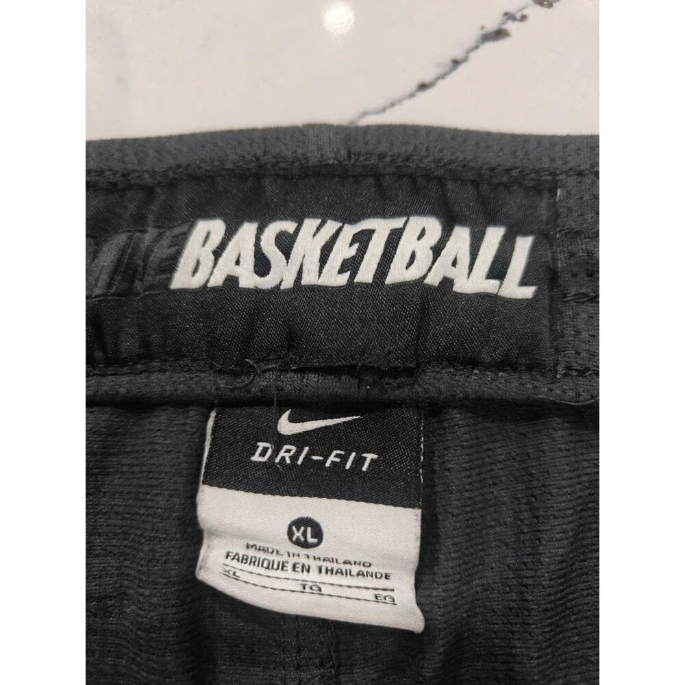 Vintage Y2K Baggy Nike Basketball Shorts Black Grey XL Two Tone Embroidered